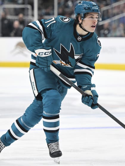 但同时对女 但同时对女